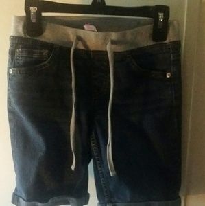 Girls justice brand shorts size 10